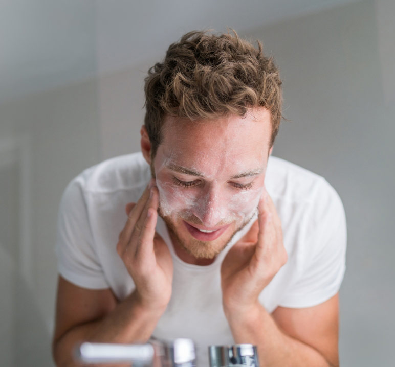 Les étapes d'une bonne routine de soin du visage