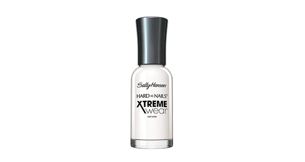 Blanc : White One, un blanc pur de la gamme Hard as Nails Xtreme Wear de Sally Hansen.