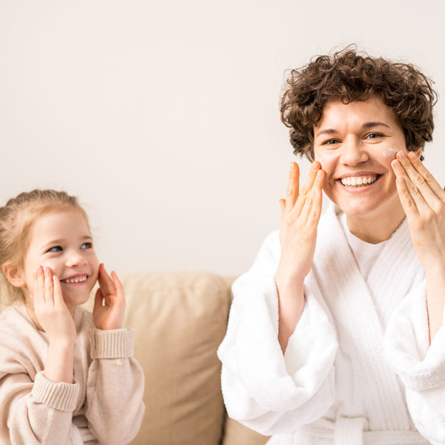 Peau sèche et terne&nbsp;: comment s'en débarrasser?