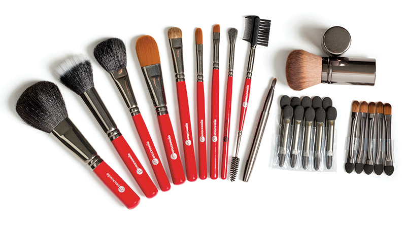 How to clean your makeup brushes and other beauty tools?