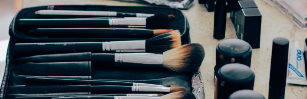 How to clean your makeup brushes and other beauty tools?