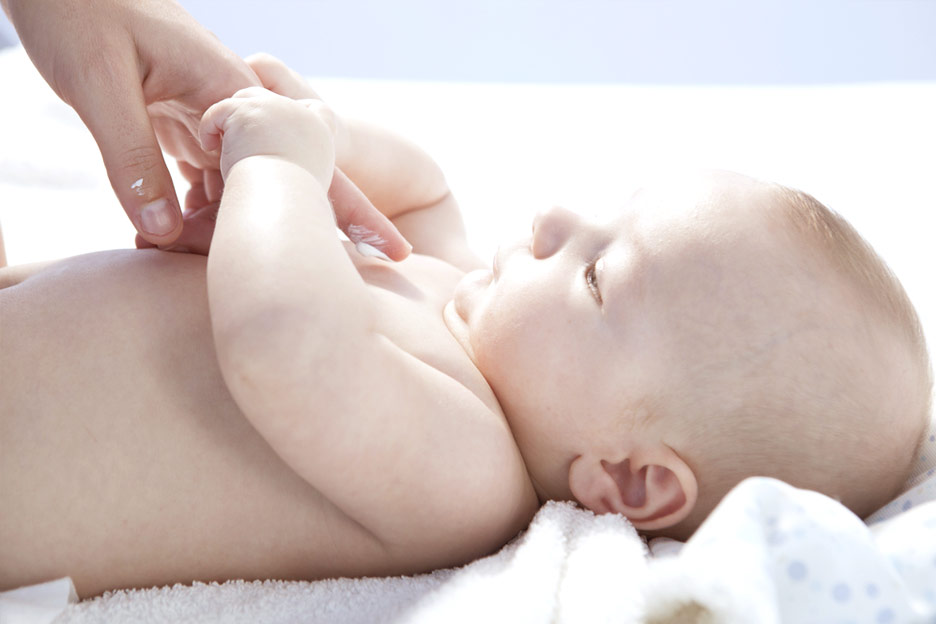 La toilette du bébé : attention, fragile!