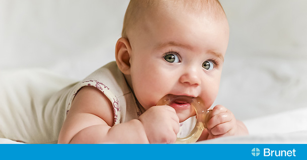 Bébé fait ses dents: les produits à éviter