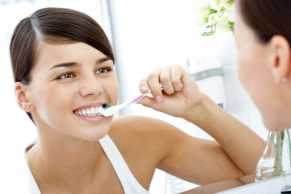 Soins des dents : 5 gestes essentiels pour un sourire parfait